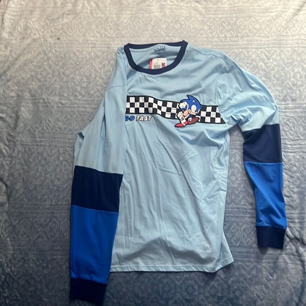 Sonic sweater